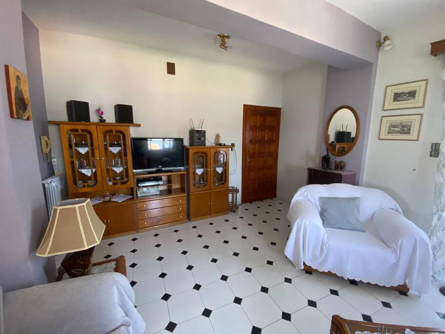 Lydia'S Apartment Lixouri Ngoại thất bức ảnh